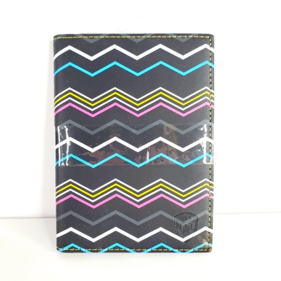 NWT Heys CMYK Zig-Zag Passport Holder. - Picture 1 of 5